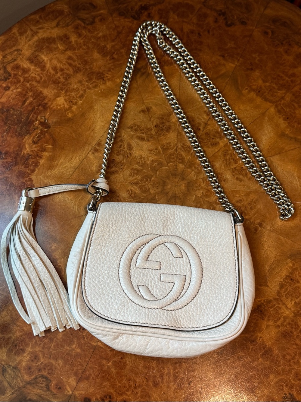 Authentic Gucci Soho crossbody/shoulder gold chain bag
